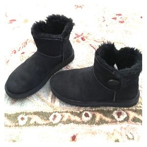 Black UGG boots